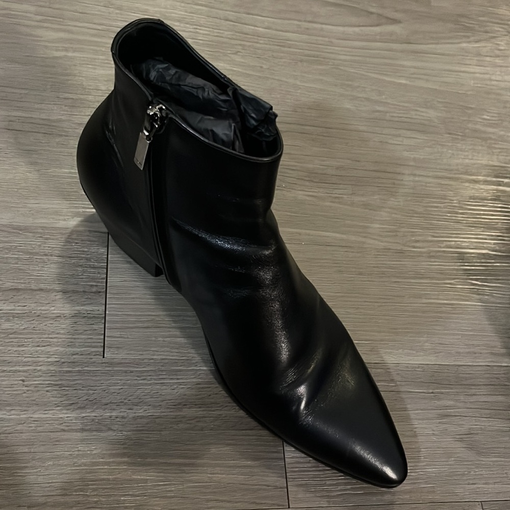 Saint Laurent (YSL) Chelsea Boots (Black) - Picture 6 of 9
